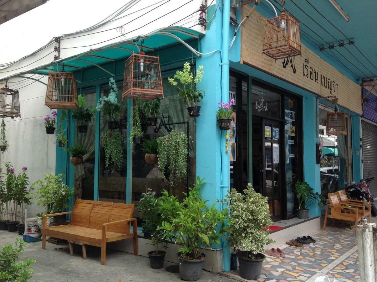 Ruan Ben Ja Don Mueang,Bangkok Hostel 외부 사진